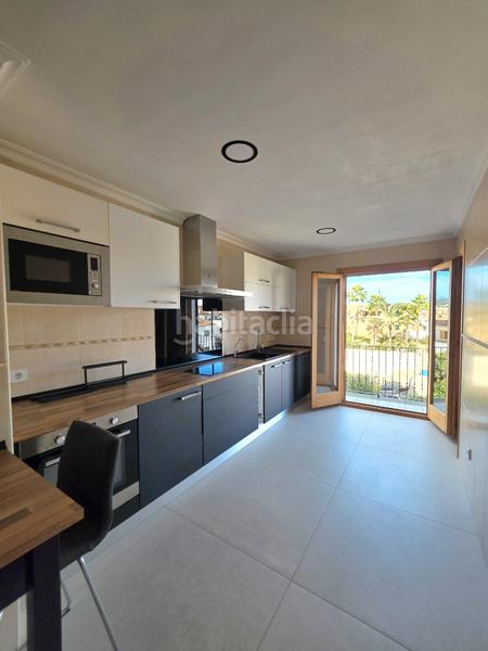 Foto c5d3dca7-fe7b-44cd-8187-e5bdbf782426. Miete dachwohnung mit kamin heizung in Consell