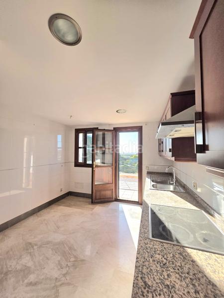 Foto 18fc7f67-5224-473d-a71e-5707d259b5aa. Lloguer àtic amb calefacció a Consell