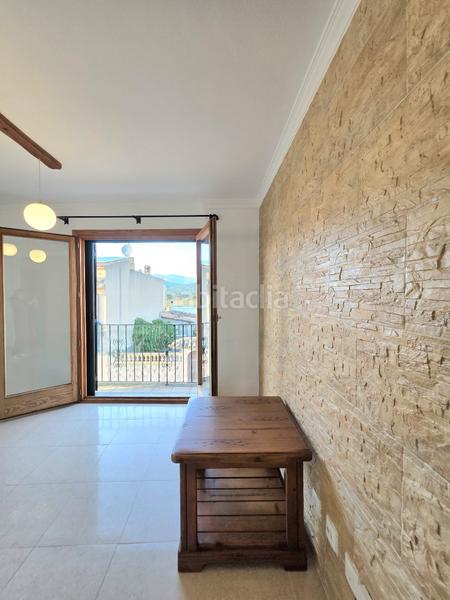 Foto c6bb939a-f15a-48e3-b43e-3f2f4c6c9d62. Location appartement avec chauffage parking dans Consell