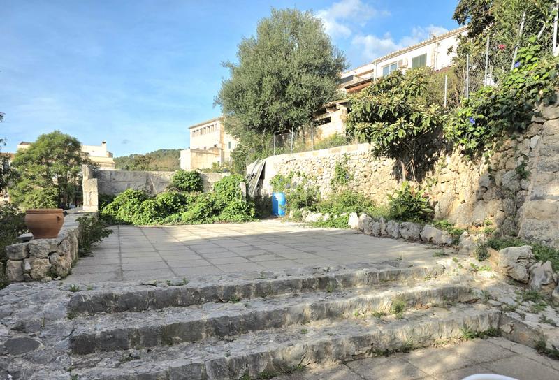 Foto 21df8ed9-4404-454e-b12e-f149a9bfe57b. Lloguer casa amb xemeneia piscina a Selva