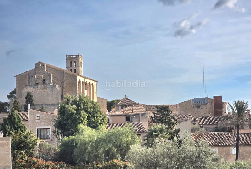 Foto a8b0eca9-41b2-47b6-8174-6400646e9d8e. Location maison avec cheminée piscine dans Selva