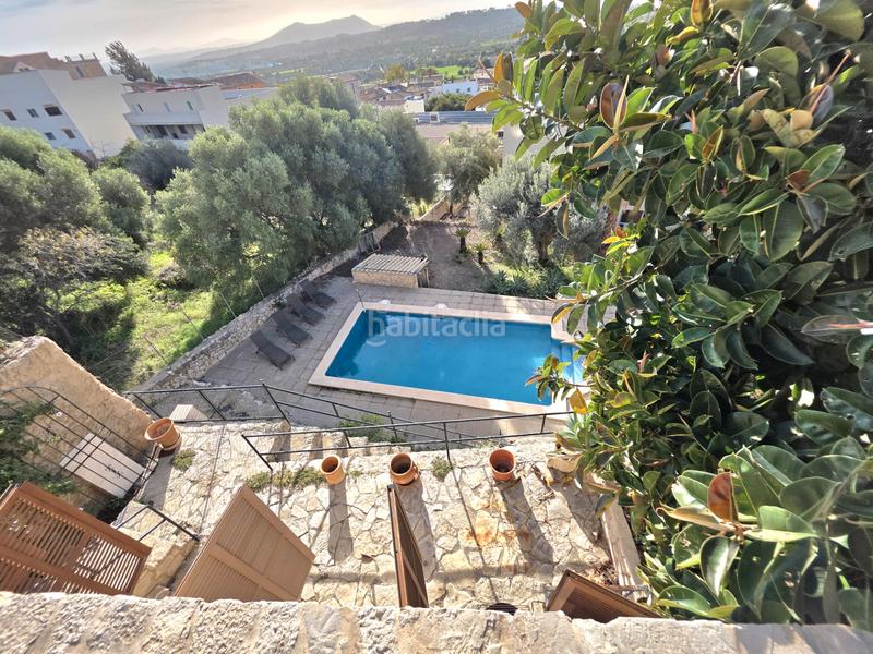 Foto bf424cb6-5291-4a87-b135-443be9b2f484. Location maison avec cheminée piscine dans Selva