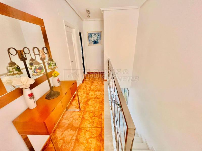 Foto 35679b51-c995-4d92-ab8b-dd73ae958207. Dúplex duplex en venta , 3 dormitorios. en Desamparados - Hurchillo - Torremendo Orihuela