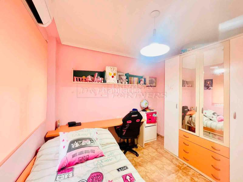 Foto 4def8c02-9b7d-41e6-81e1-3386703517bc. Dúplex duplex en venta , 3 dormitorios. en Desamparados - Hurchillo - Torremendo Orihuela