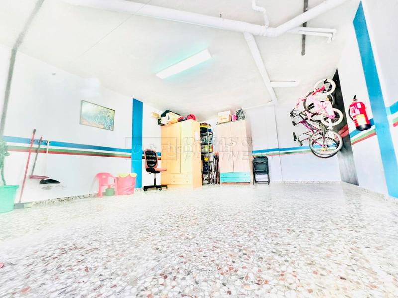 Foto c6815fd0-d633-4f5d-b910-31d63def7beb. Dúplex duplex en venta , 3 dormitorios. en Desamparados - Hurchillo - Torremendo Orihuela