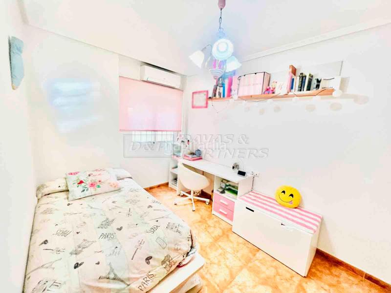 Foto d187ddef-6d7e-4e7f-b700-4af5bc7c0b22. Dúplex duplex en venta , 3 dormitorios. en Desamparados - Hurchillo - Torremendo Orihuela