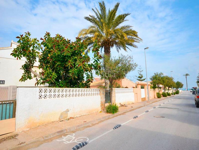 Foto 4862a326-b908-46b7-84b8-ec25d8bed2e0. Xalet amb aparcament a La Zenia Orihuela