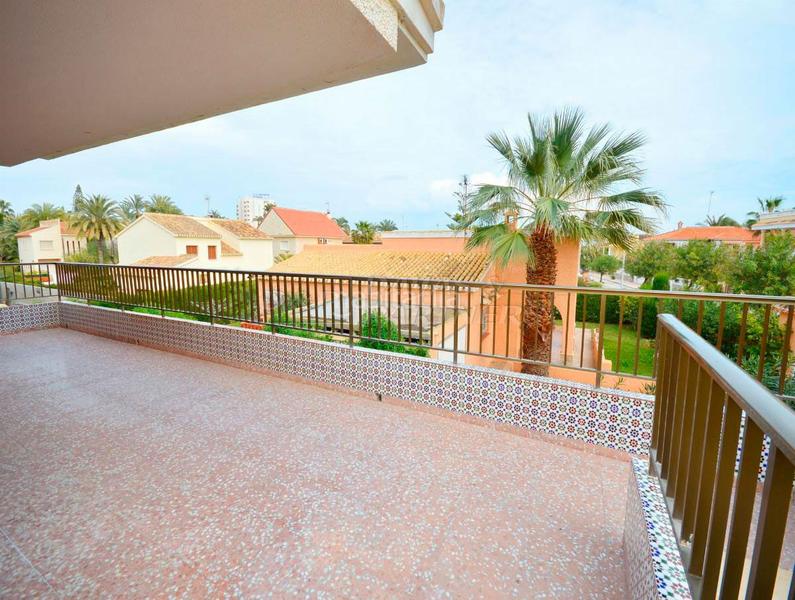 Foto 8d77c511-09d0-433a-abba-531d1bc596f1. Xalet amb aparcament a La Zenia Orihuela