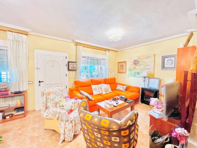 Foto cec1af89-bdf6-4fee-bdfa-673054cedf33. Dúplex amb aparcament a Orihuela ciudad Orihuela