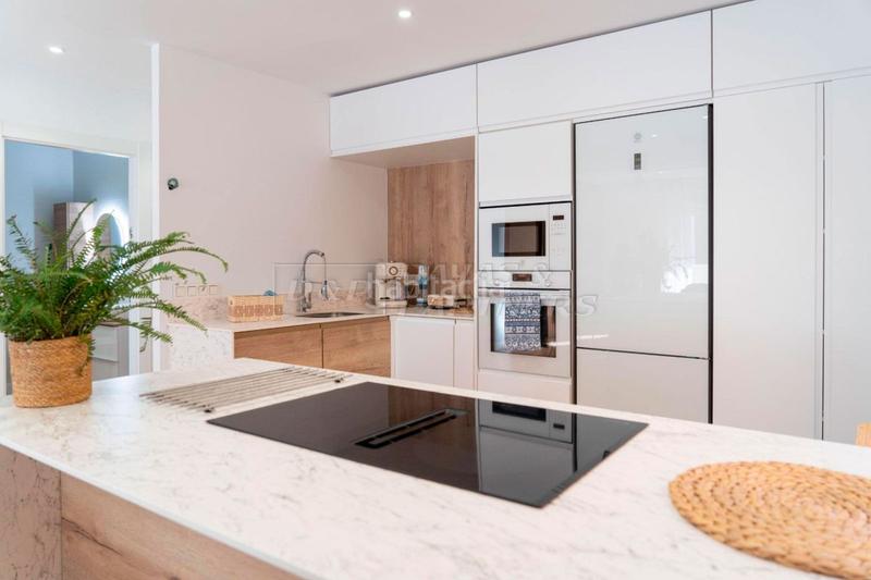 Foto 29ba62f2-daa8-4d09-978d-480b918cdd63. Piso  en venta en centro, 5 dormitorios. en Orihuela ciudad Orihuela