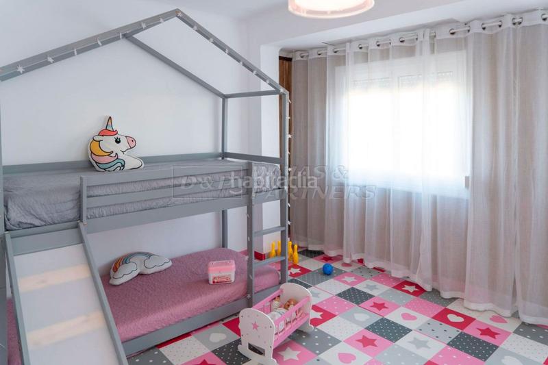 Foto 3fc7e7d1-ab52-46c4-9d75-5481742b6abe. Piso  en venta en centro, 5 dormitorios. en Orihuela ciudad Orihuela