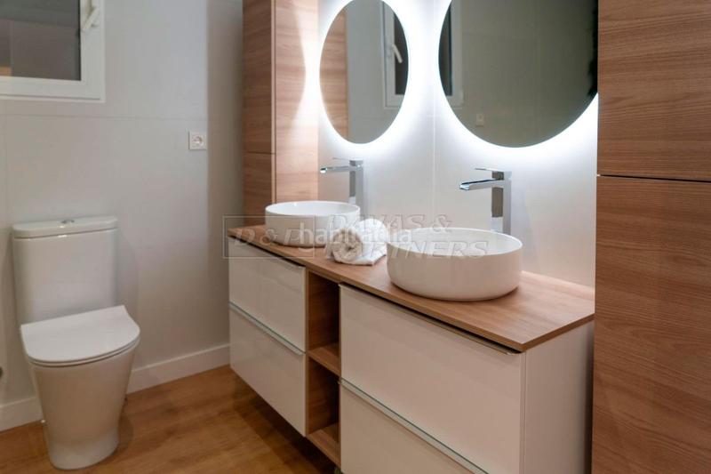 Foto 8f2f46e3-1951-4a16-9cea-ba025e1261d2. Piso  en venta en centro, 5 dormitorios. en Orihuela ciudad Orihuela