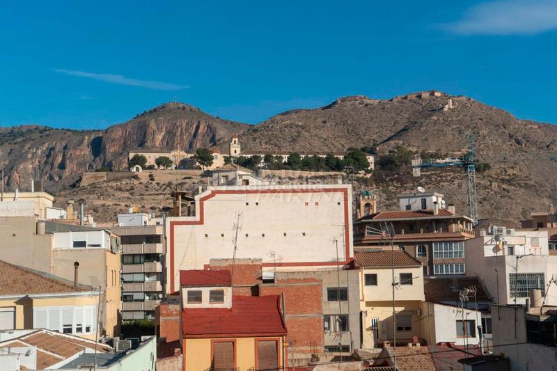 Foto eb75e186-c65e-4a22-8a2d-fb6672e6a87b. Piso  en venta en centro, 5 dormitorios. en Orihuela ciudad Orihuela