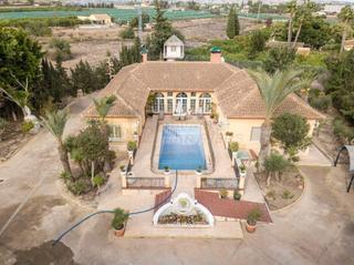 Maison à Del mar 1. Casa con finca en venta en montesinos los, 20 dormitorios.