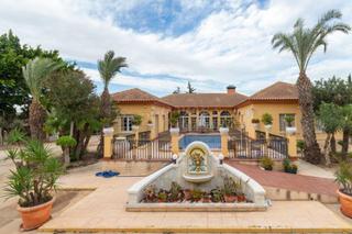 Maison à Del mar 1. Casa con finca en venta en montesinos los, 20 dormitorios.