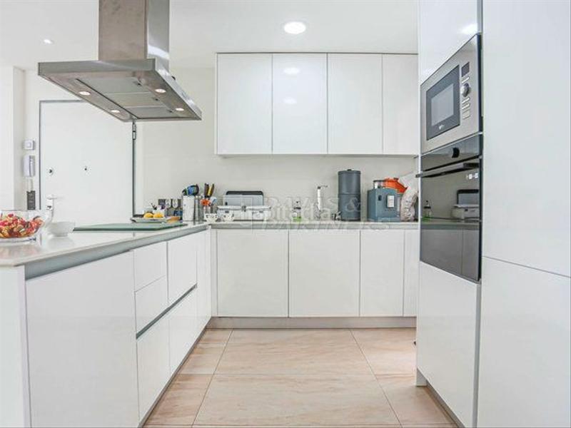 Foto 7d1a844f-da85-4889-bb00-e3f132585328. Chalet mit parking pool in Villamartín-Las Filipinas Orihuela