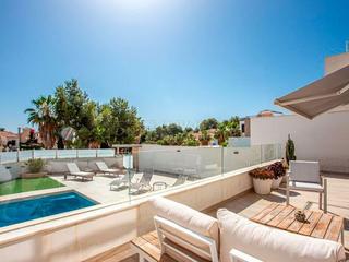Chalet en Villamartín-Las Filipinas. Chalet en venta en villamartín, 4 dormitorios.