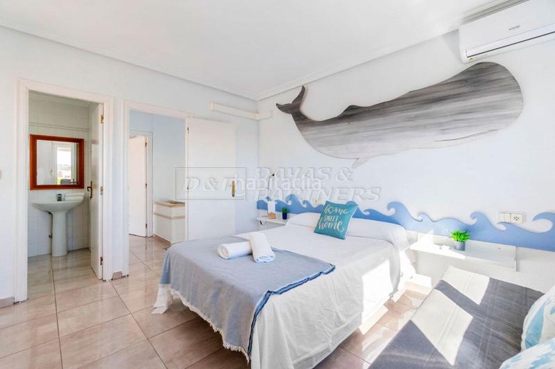 Foto e03a7819-83ee-495a-813c-c98c96f860e0. Chalet mit heizung pool in Playa Flamenca Orihuela