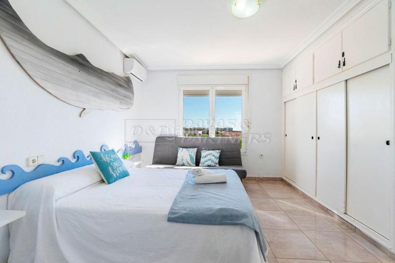 Foto f22c5dd7-c70b-40b7-bf5c-7ed069ad9ab3. Chalet mit heizung pool in Playa Flamenca Orihuela