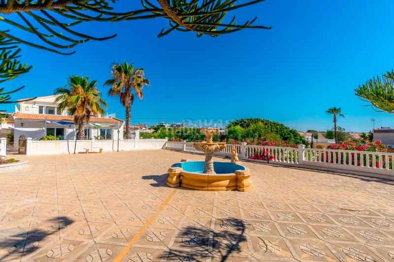 Foto f7f72c17-591f-495b-9b81-0620ec5527b6. Chalet mit heizung pool in Playa Flamenca Orihuela