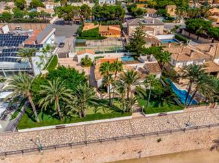 Terreny residencial a Maritimo de punta prima. Parcela en venta en punta prima.
