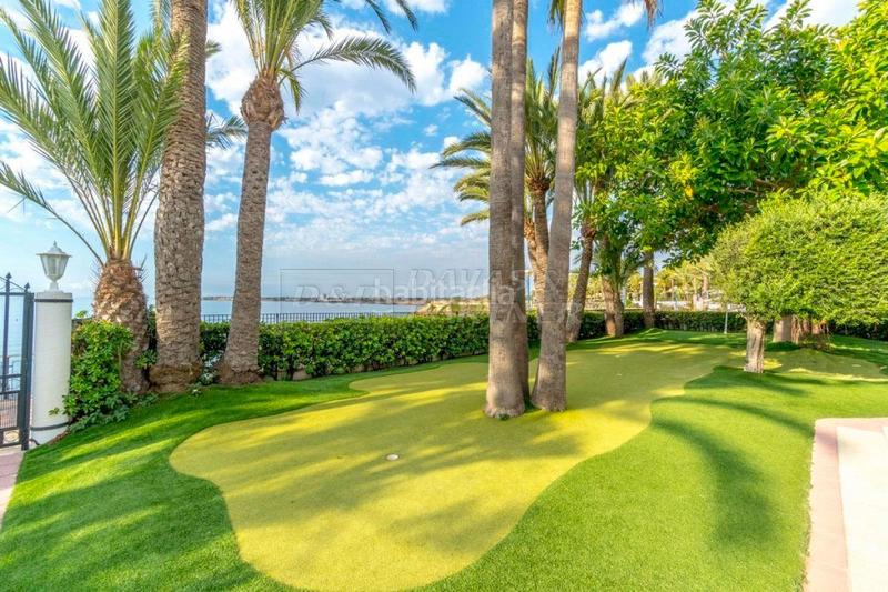 Foto 0bf66a40-eabc-4960-a5eb-7b256db14bcd. Casa amb aparcament a Punta Prima Orihuela