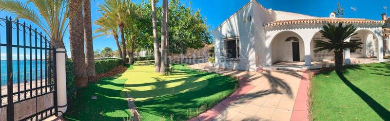 Foto 883f24c2-49fe-4e24-ad26-f43ec4a88f0d. Casa amb aparcament a Punta Prima Orihuela