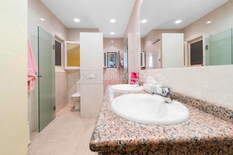 Foto 8ebacc44-6e3b-4261-8e6c-a8fe89c71d38. Casa amb aparcament a Punta Prima Orihuela