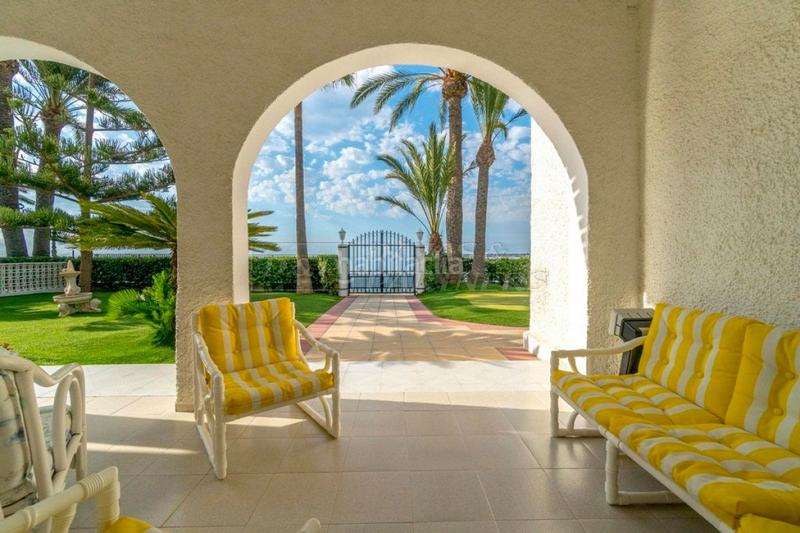 Foto 9c5ba3e0-6bbf-4cac-a824-62723fc99d86. Casa amb aparcament a Punta Prima Orihuela