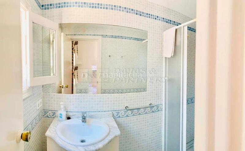 Foto bfb81109-c4e7-40b7-a0c3-3f578cba406b. Casa amb aparcament a Punta Prima Orihuela