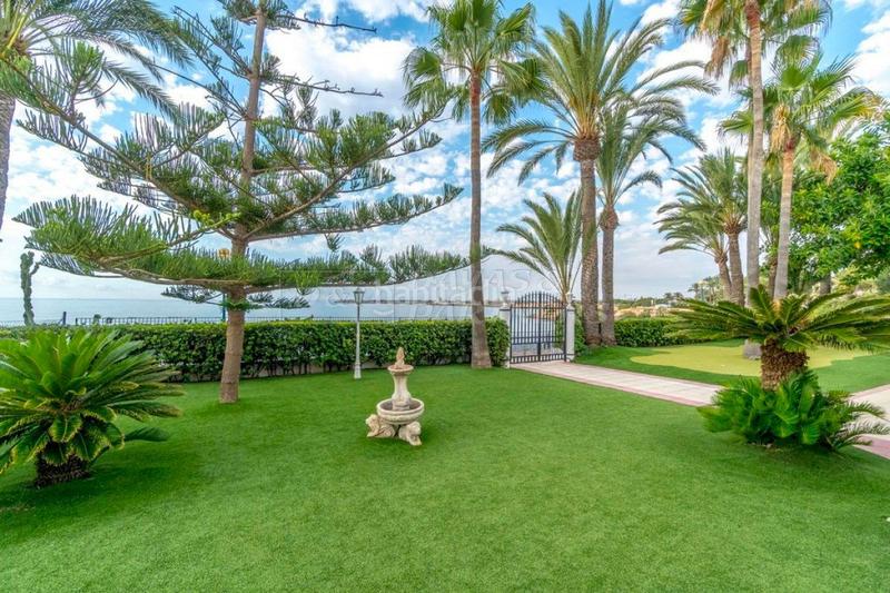 Foto c62301bd-0f71-4c4e-99d8-4c90a0424f3e. Casa amb aparcament a Punta Prima Orihuela