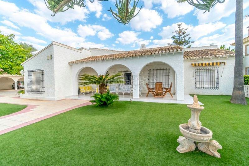 Foto cc455774-a9d7-4f69-bf9f-c1795adac257. Casa amb aparcament a Punta Prima Orihuela