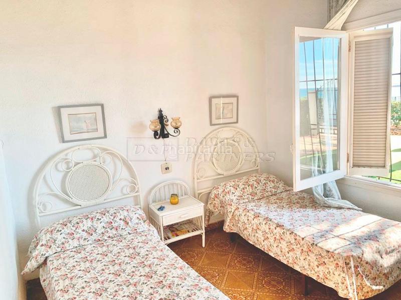 Foto d3fd0a57-3598-4337-87f9-8aa1a07e743d. Casa amb aparcament a Punta Prima Orihuela