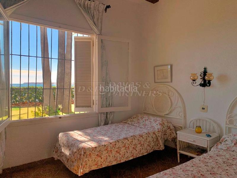 Foto d8cae549-b3c3-4eaa-ac2d-48dd3daf3231. Casa amb aparcament a Punta Prima Orihuela