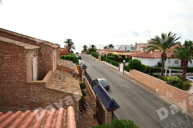 Foto 8373991b-ecad-4940-b653-9e57dc58abf0. Chalet villa en venta en La Veleta, 5 dormitorios. en Torrevieja