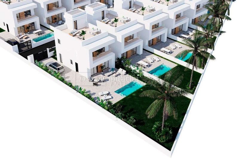 Foto 13f3e999-cbd4-4d29-9c8f-311714b95f69. Chalet villa en venta en la zenia, 3 dormitorios. en Orihuela