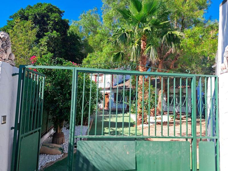 Foto 385e79b9-55c5-4ec1-a8b7-2cb535c4e4bd. Chalet avec chauffage parking piscine dans Desamparados - Hurchillo - Torremendo Orihuela