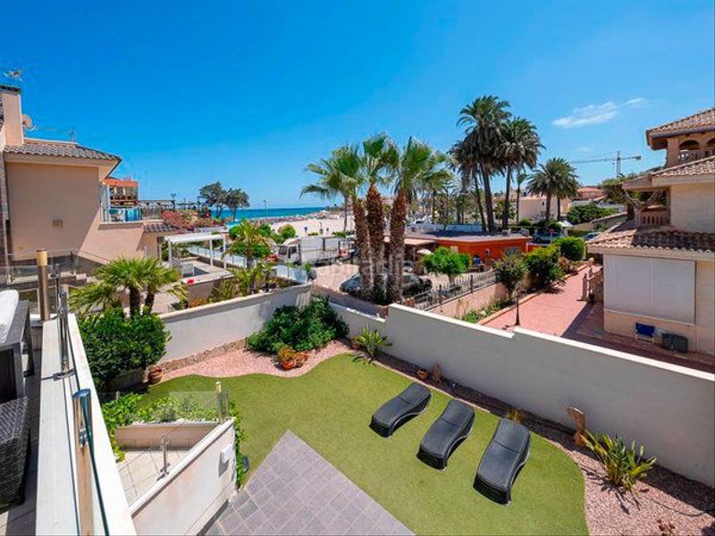 Foto 044af1de-d4cd-47a5-ad89-512d164a4f41. Chalet con parcheggio piscina in La Zenia Orihuela