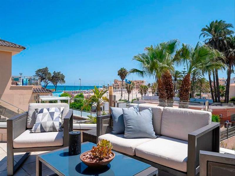 Foto 091d96d7-1d70-4ed5-8ad7-185035a1e2b2. Chalet con parcheggio piscina in La Zenia Orihuela