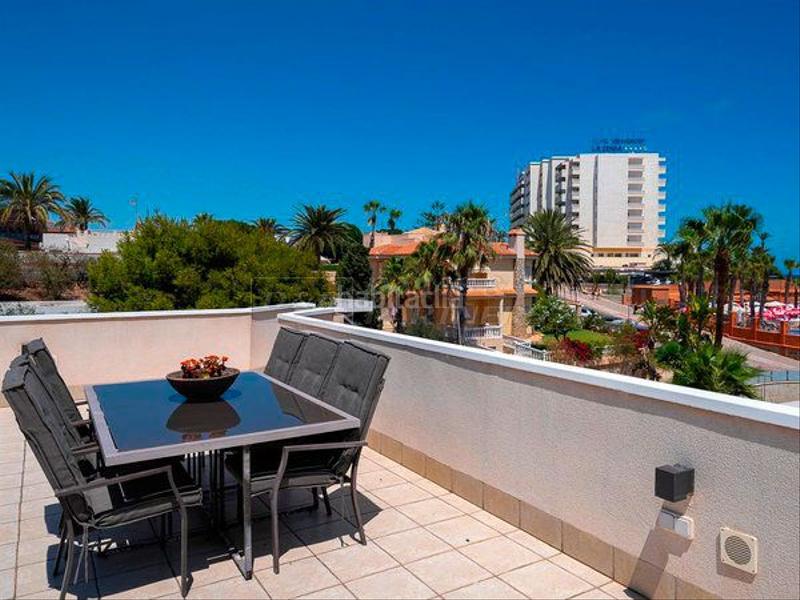 Foto 2bc04d15-3b47-4fb1-9a4a-586a11142cae. Chalet con parcheggio piscina in La Zenia Orihuela