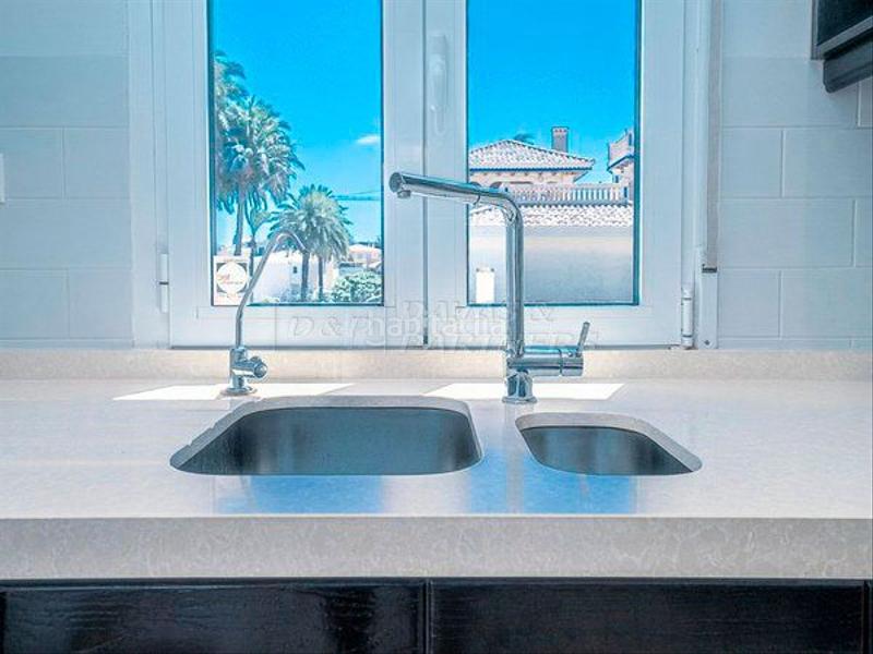 Foto ff2dcbcb-58c2-4633-85e1-a3db4382218c. Chalet con parcheggio piscina in La Zenia Orihuela