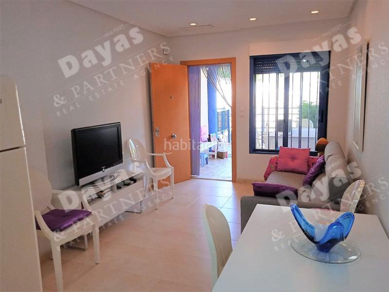 Foto 1700dbd6-ab70-4674-85a4-188ef9dc59b2. Apartment with heating parking in Calas Santiago Bernabeu Santa Pola