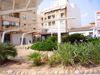 Local Comercial a Miguel Hernandez 4