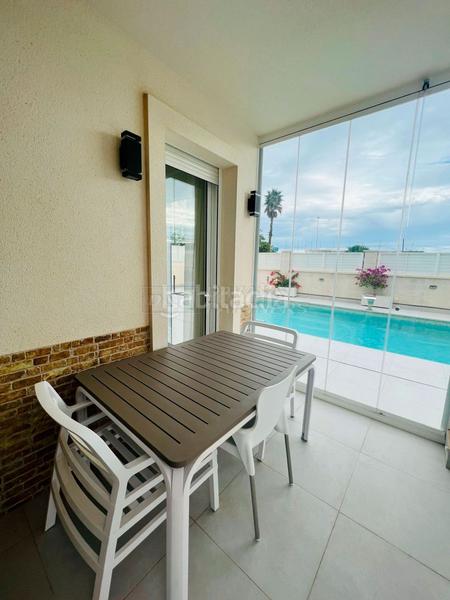 Foto 081b81eb-9a73-44ff-8901-97e531fbb393. Haus in alfredo nobel 147 in Zona los Frutales Torrevieja