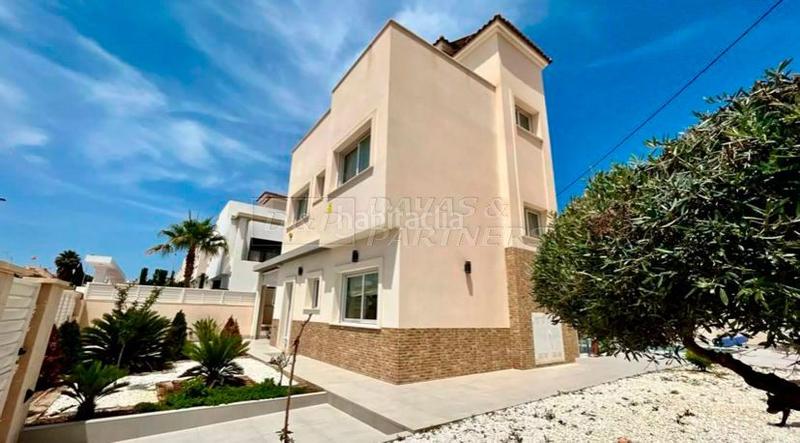 Foto 08521153-5b93-46ed-8369-83f541b0ab7a. Haus in alfredo nobel 147 in Zona los Frutales Torrevieja