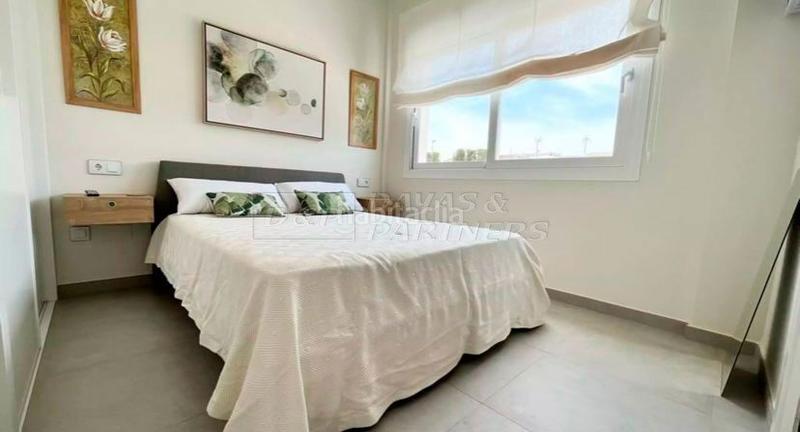 Foto 0e2a89e1-cfc7-4b0c-90ff-6e9fde2b4bcc. Haus in alfredo nobel 147 in Zona los Frutales Torrevieja