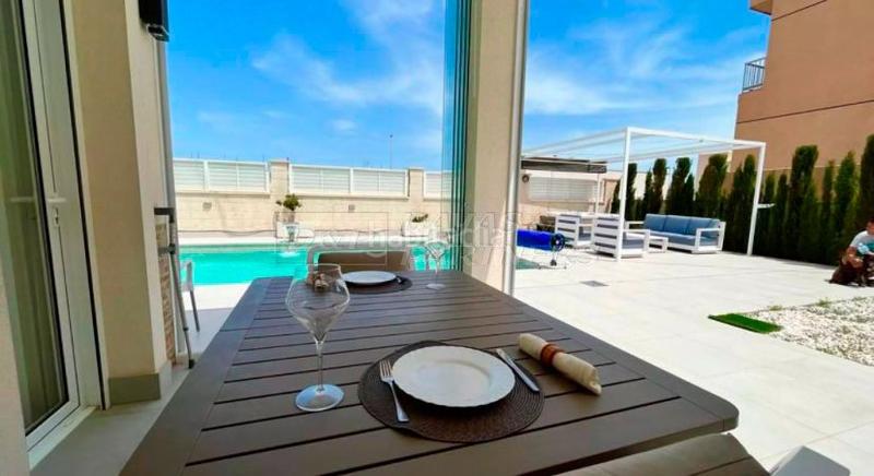 Foto dcb41716-fa9a-42aa-93bc-850573164c27. Haus in alfredo nobel 147 in Zona los Frutales Torrevieja