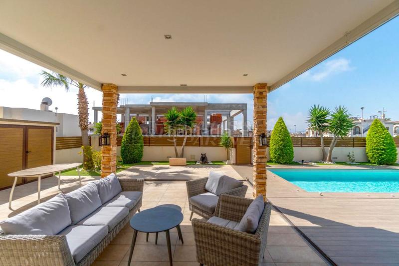 Foto 307a0d5e-6ce6-4765-ab13-f3dec342bdaa. Xalet amb aparcament piscina a Aguas Nuevas Torrevieja