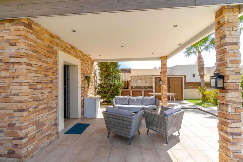 Foto 9908749a-63f8-4067-81ee-97ab3137cfd5. Xalet amb aparcament piscina a Aguas Nuevas Torrevieja