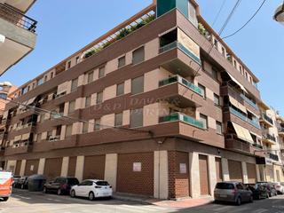 Pis a Orihuela Ciudad. Piso en venta en centro, 4 dormitorios.